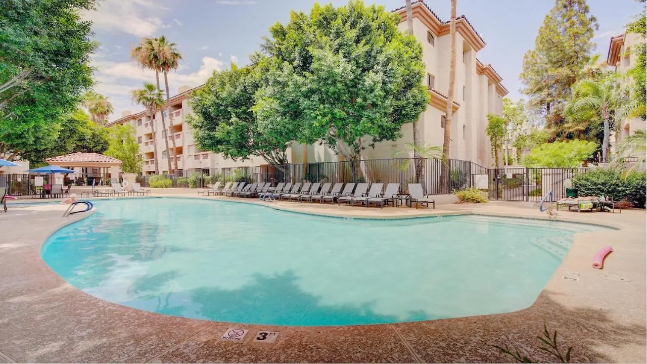 Excellent Location,Relax In The Heart Of The City!! By Kivoya Phoenix