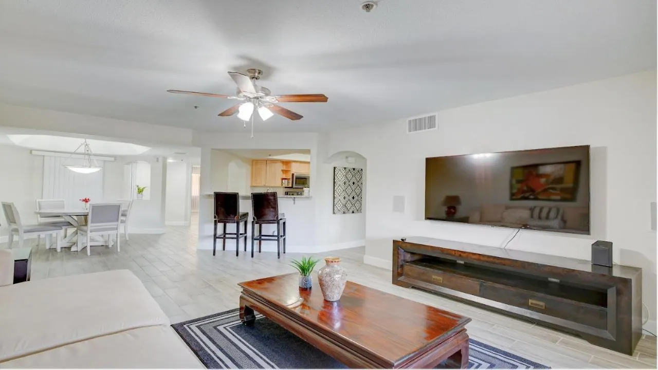 Excellent Location,Relax In The Heart Of The City!! By Kivoya Phoenix 0*,