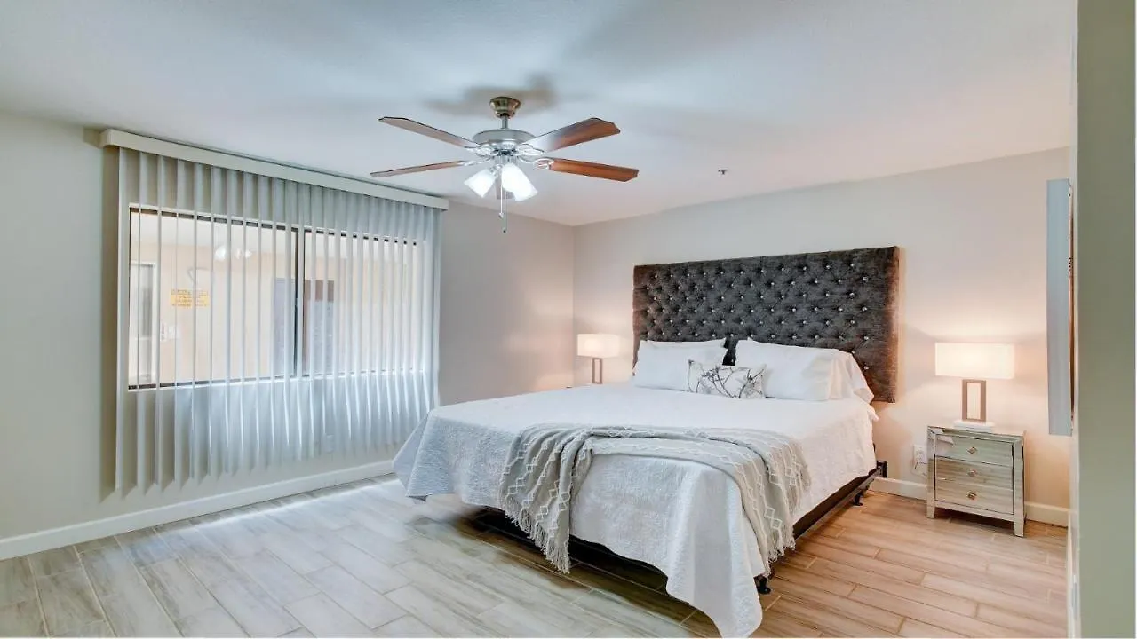 Excellent Location,Relax In The Heart Of The City!! By Kivoya Phoenix 0*,  Verenigde Staten